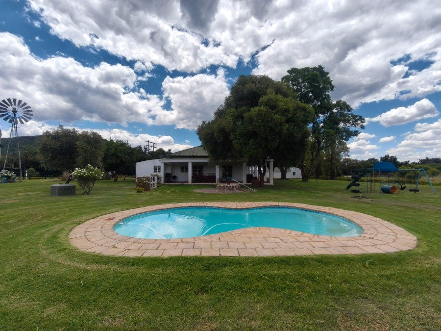4 Bedroom Property for Sale in Groot Marico North West